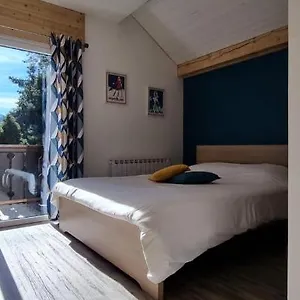  Maison d'hôtes Mont Bivouac, Chambre,entree Et Sdb Privee,balcon Vue Mtblanc